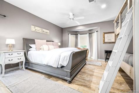 871 Chimney Valley Road Blanco TX 78606