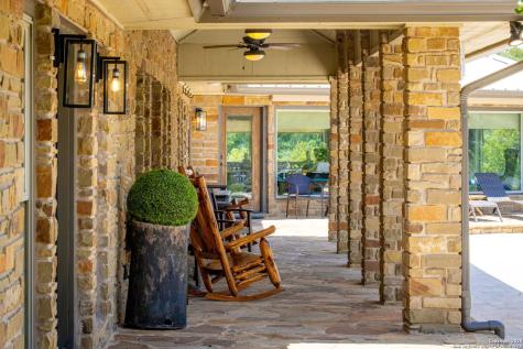 871 Chimney Valley Road Blanco TX 78606
