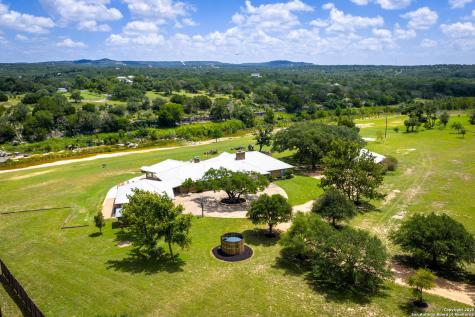 871 Chimney Valley Road Blanco TX 78606