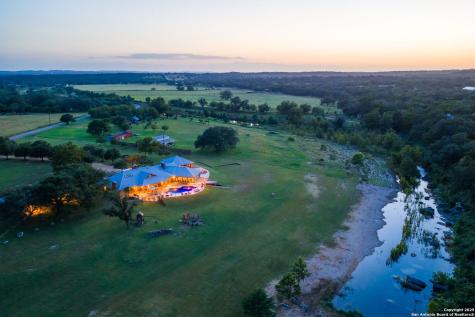 871 Chimney Valley Road Blanco TX 78606