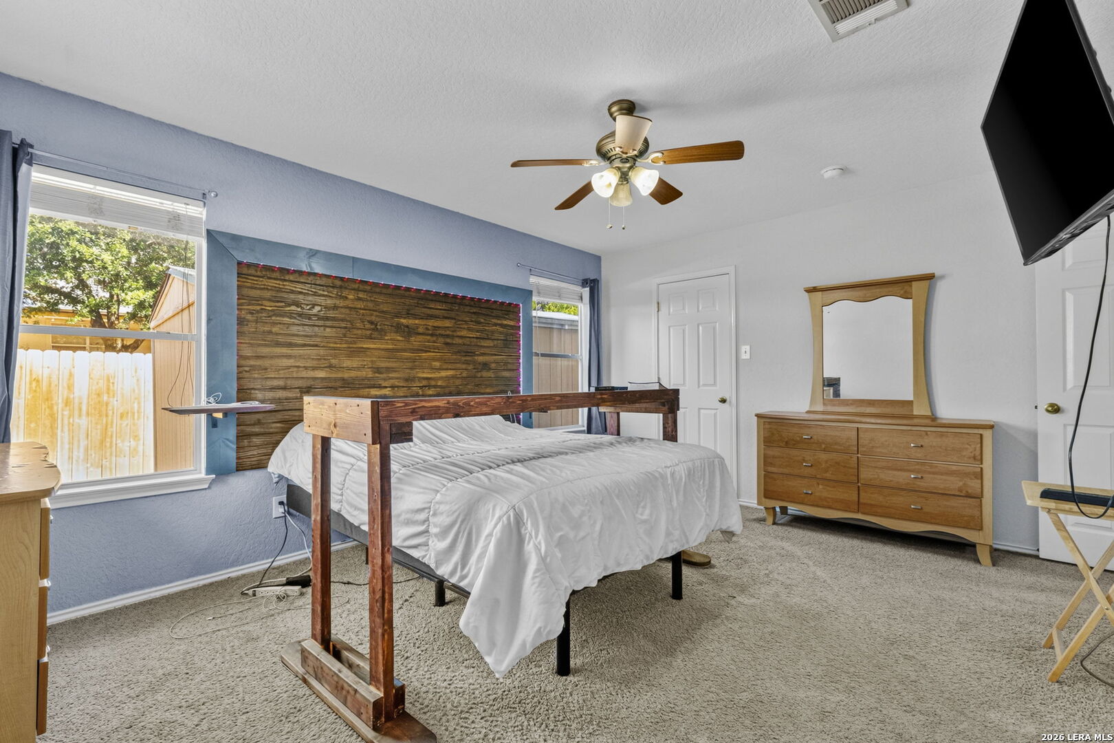 727 Eagles Glen Schertz TX 78108