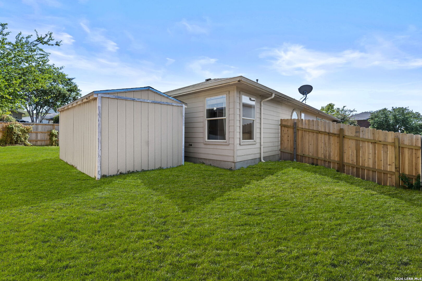 727 Eagles Glen Schertz TX 78108