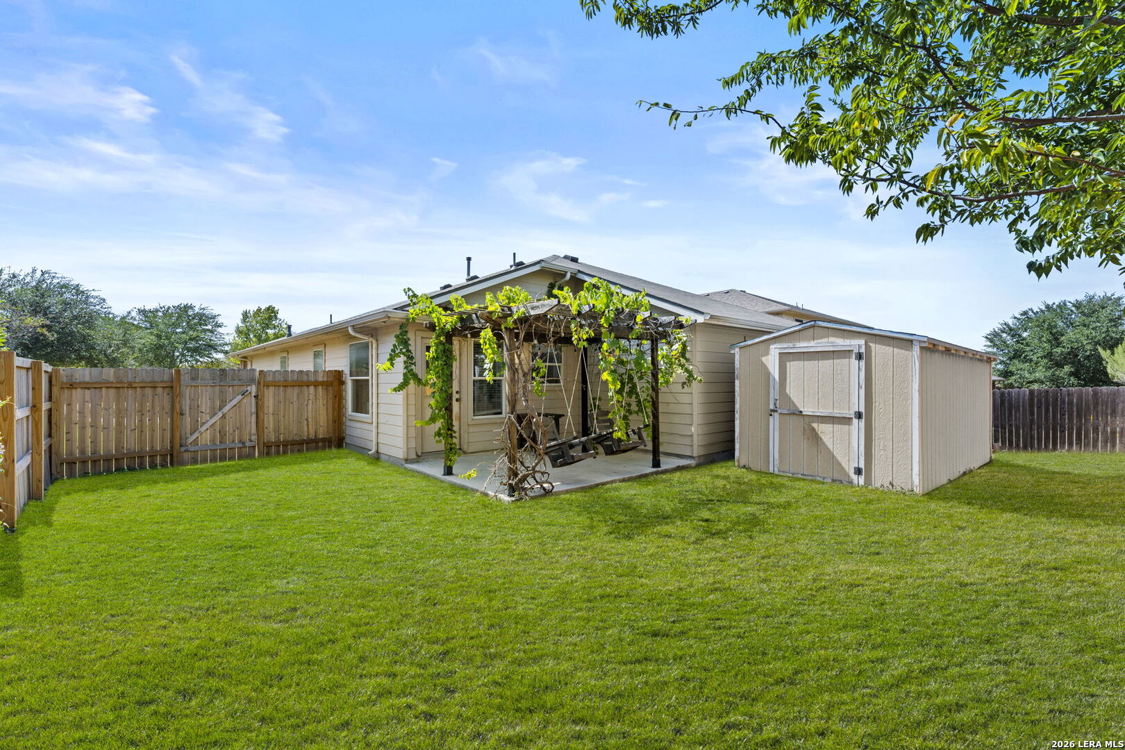 727 Eagles Glen Schertz TX 78108