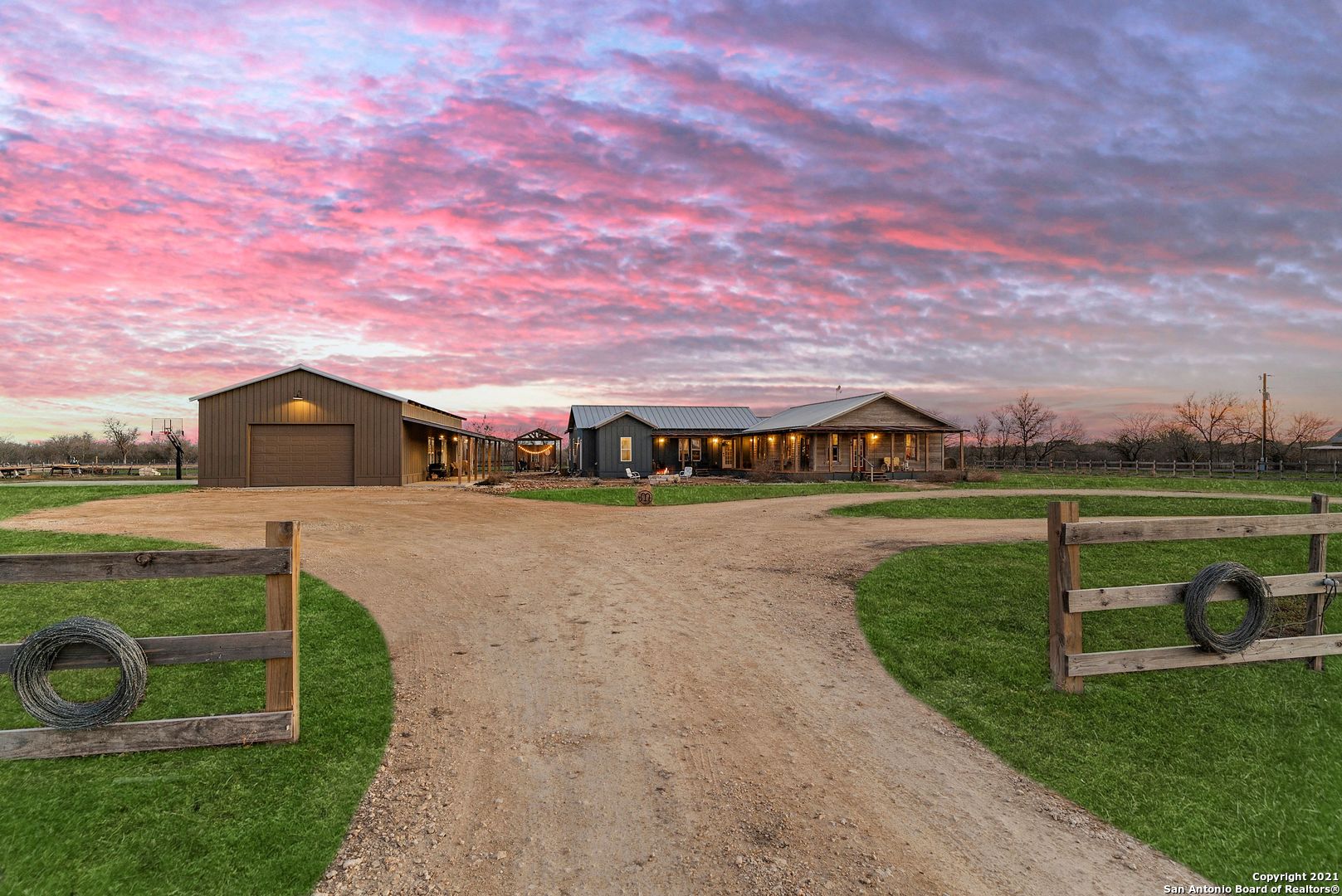2549 Laubach Road Seguin TX 78155