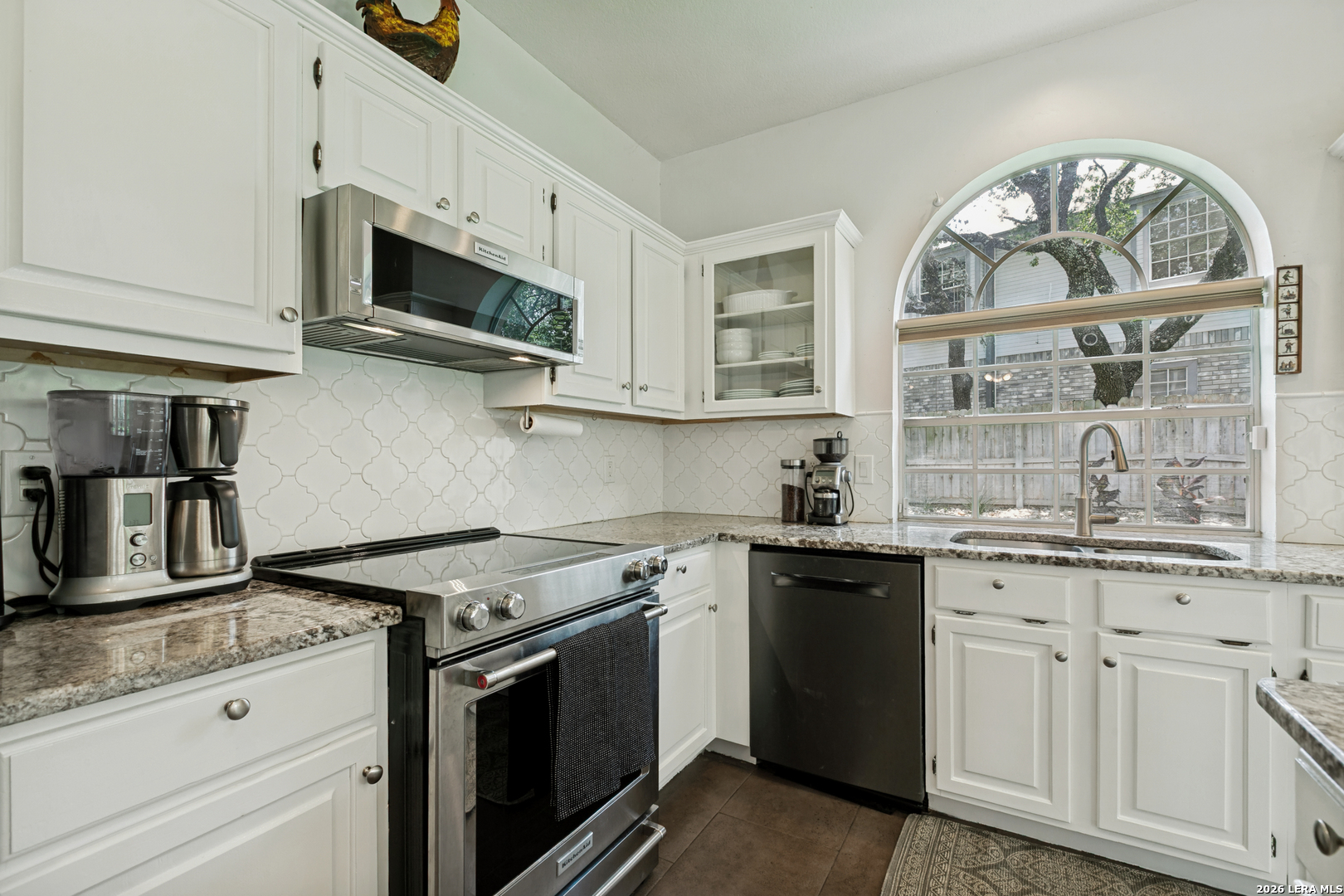 18019 Summer Knoll San Antonio TX 78258