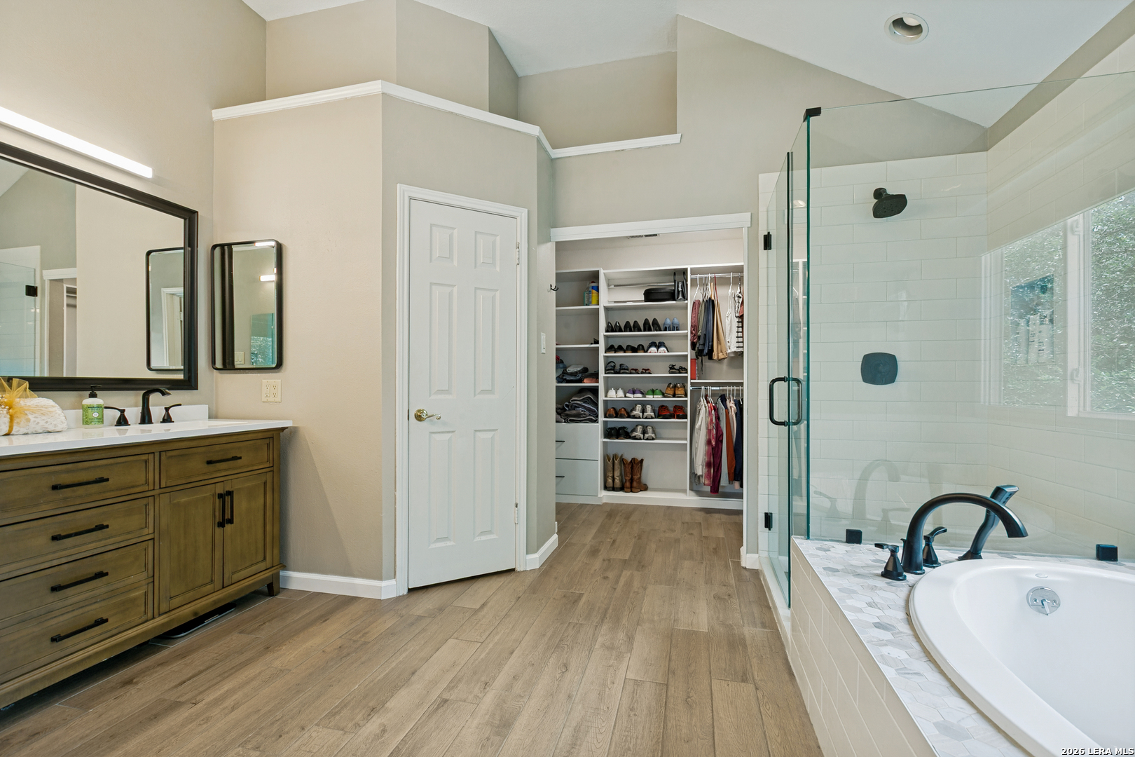 18019 Summer Knoll San Antonio TX 78258