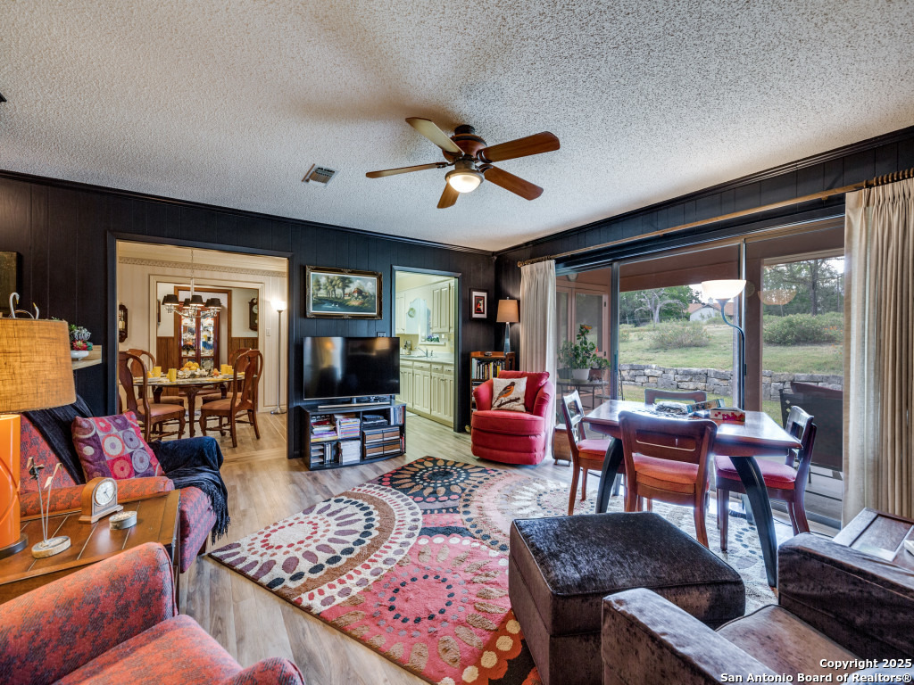 135 Manor Comfort TX 78013