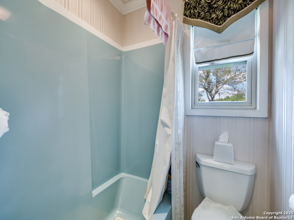 135 Manor Comfort TX 78013