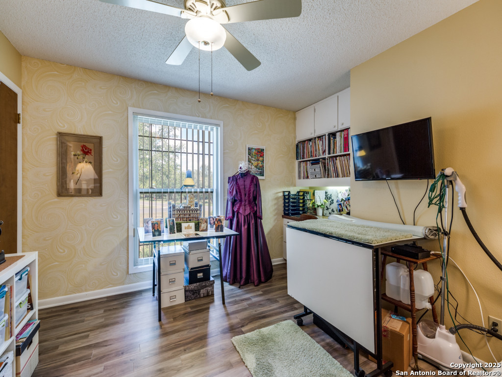 135 Manor Comfort TX 78013