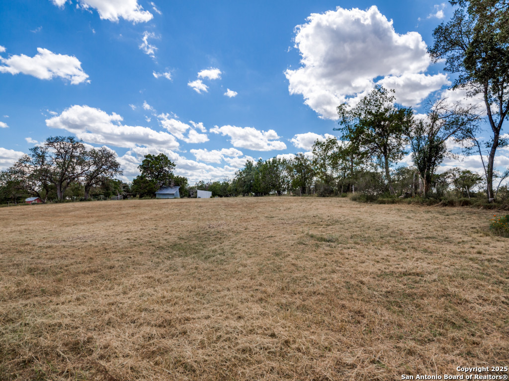 135 Manor Comfort TX 78013