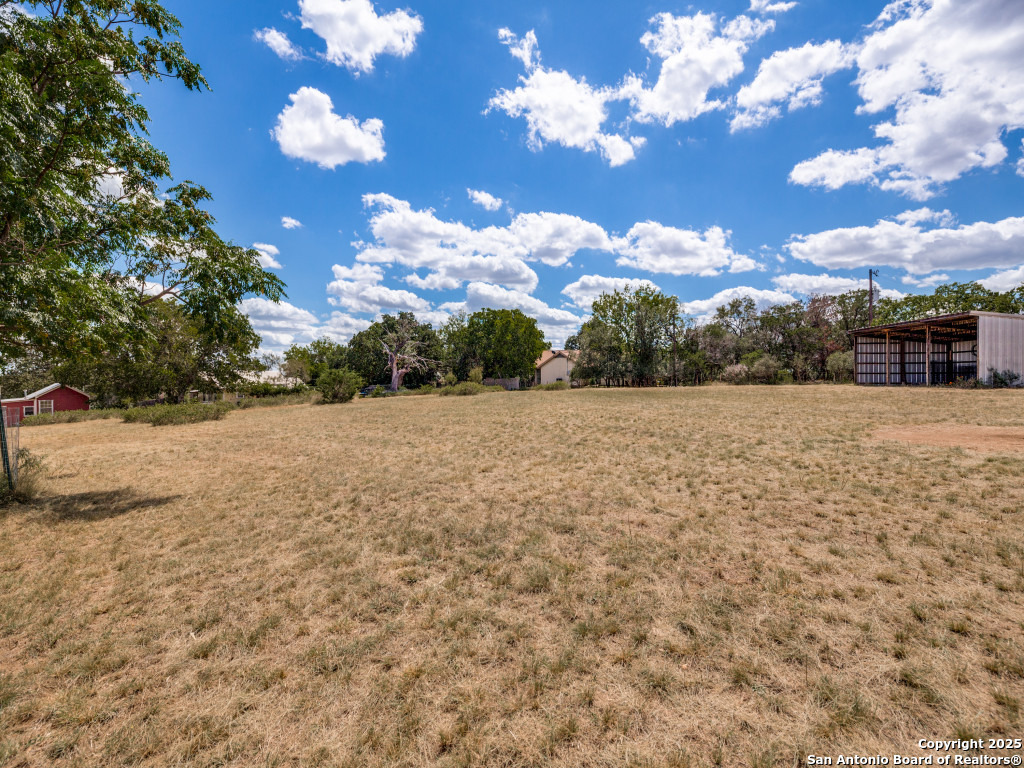 135 Manor Comfort TX 78013