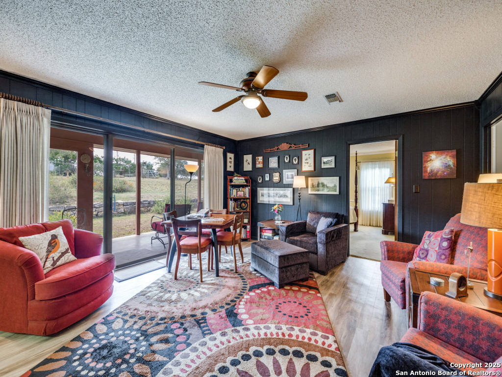 135 Manor Comfort TX 78013