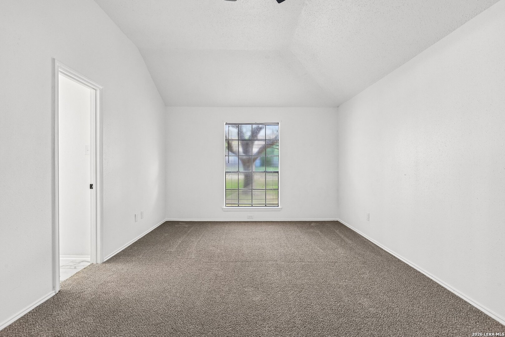7604 Forest Moon Live Oak TX 78233