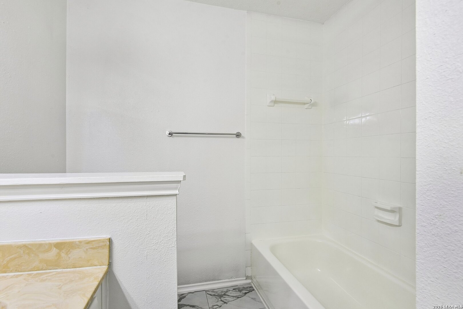 7604 Forest Moon Live Oak TX 78233