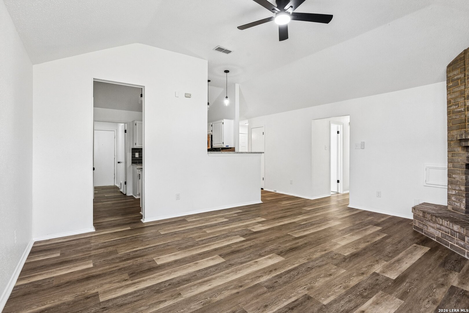 7604 Forest Moon Live Oak TX 78233