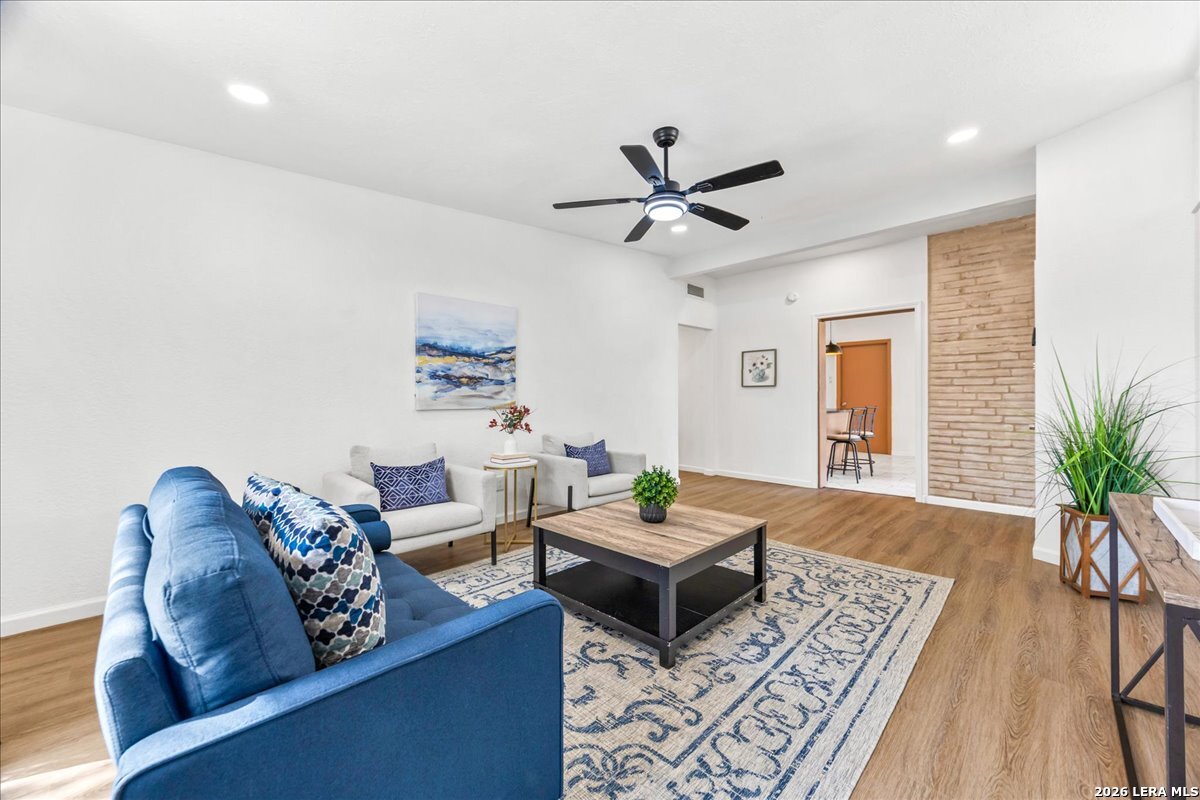 8304 Laurelhurst Drive San Antonio TX 78209