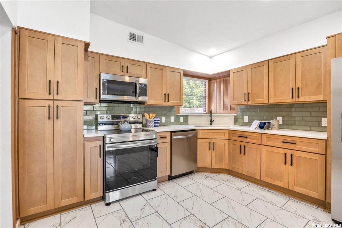 8304 Laurelhurst Drive San Antonio TX 78209