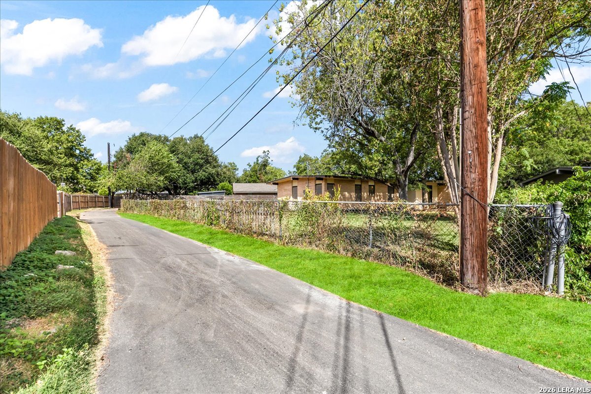 8304 Laurelhurst Drive San Antonio TX 78209