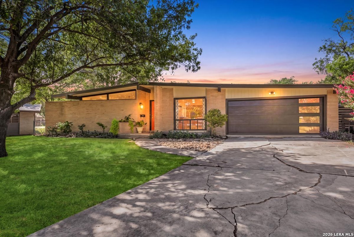 8304 Laurelhurst Drive San Antonio TX 78209