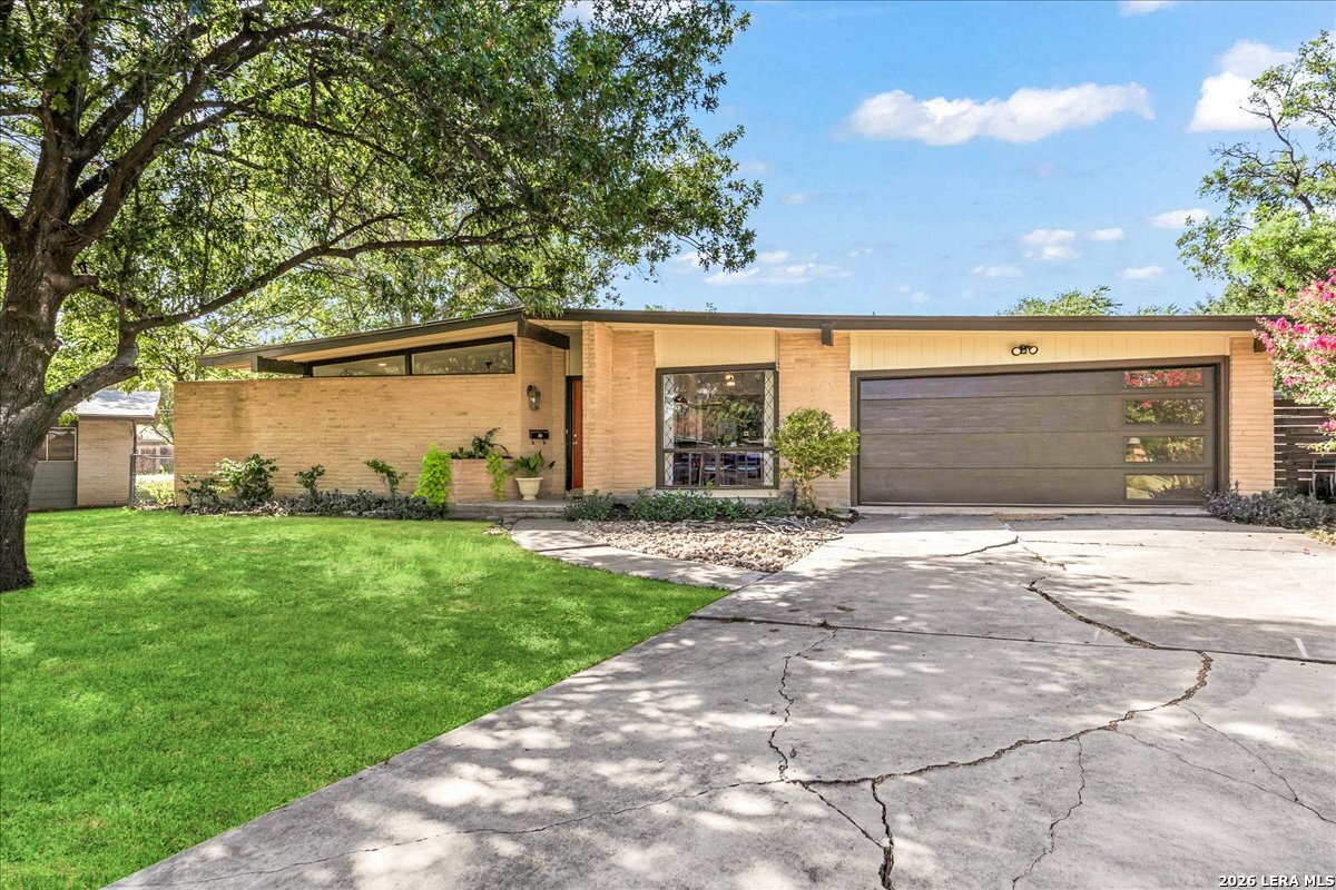 8304 Laurelhurst Drive San Antonio TX 78209