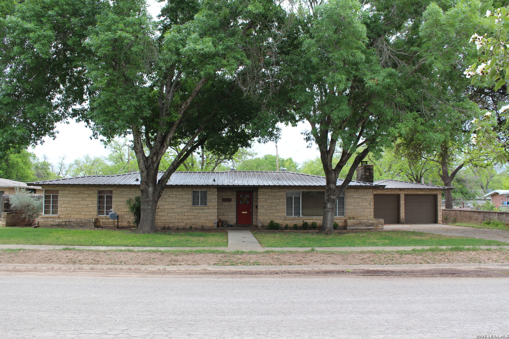 803 Cherry Uvalde TX 78801