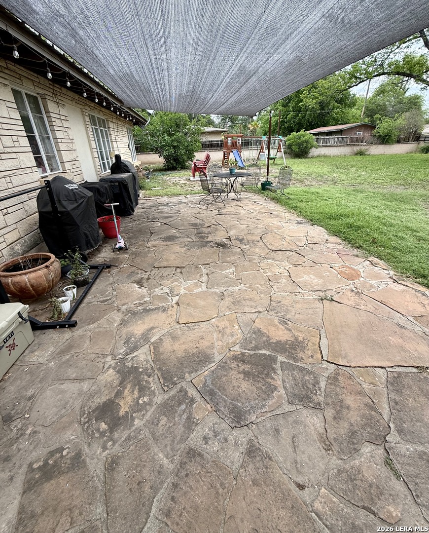803 Cherry Uvalde TX 78801