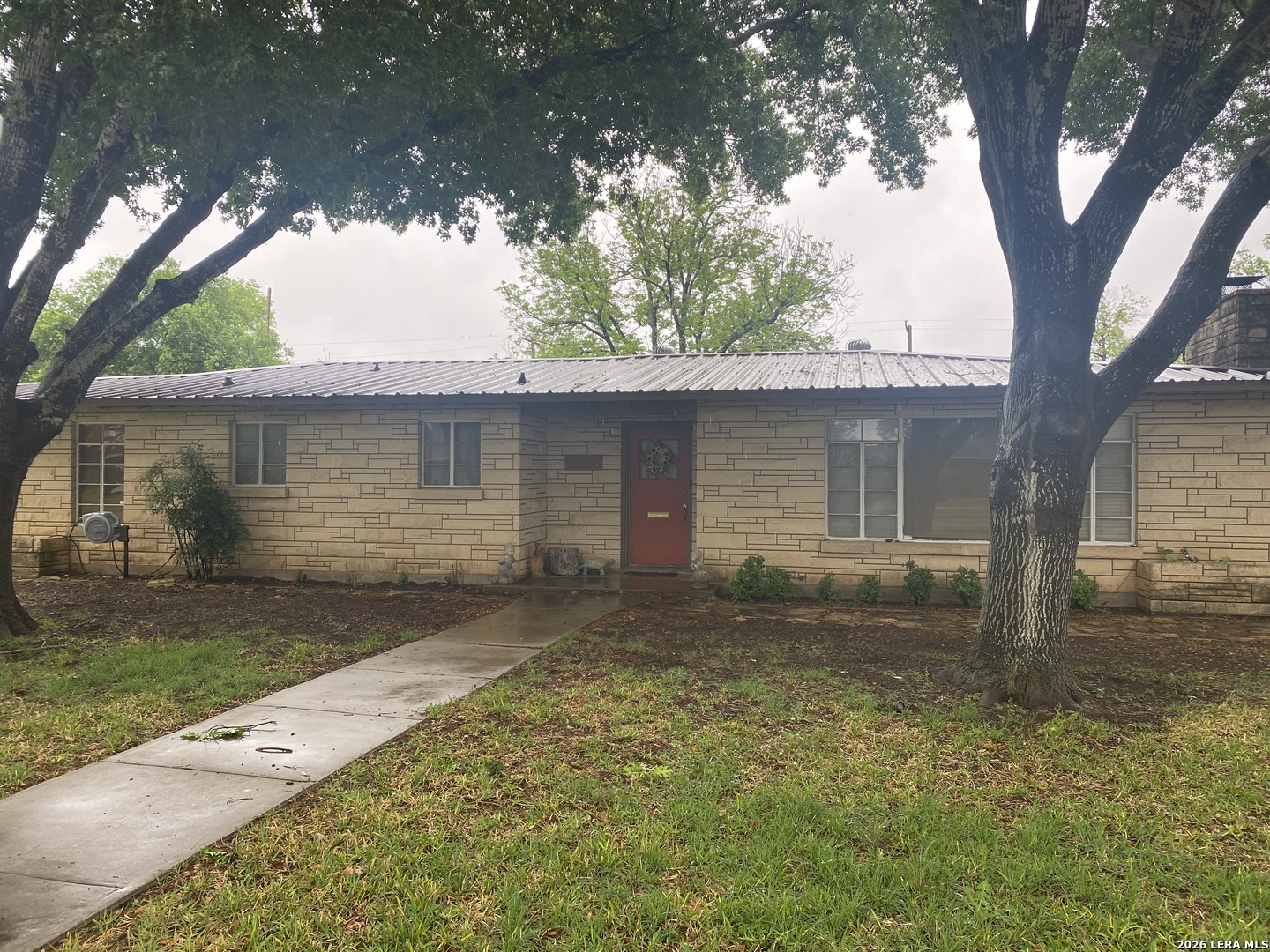 803 Cherry Uvalde TX 78801