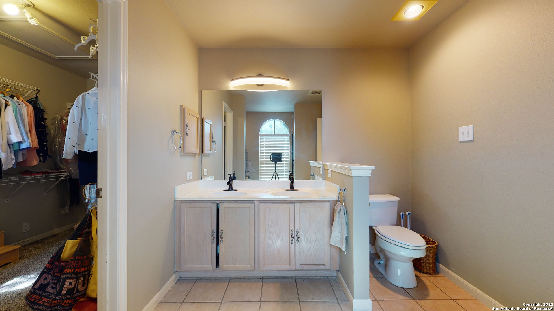 18 Andover Creek Drive San Antonio TX 78254