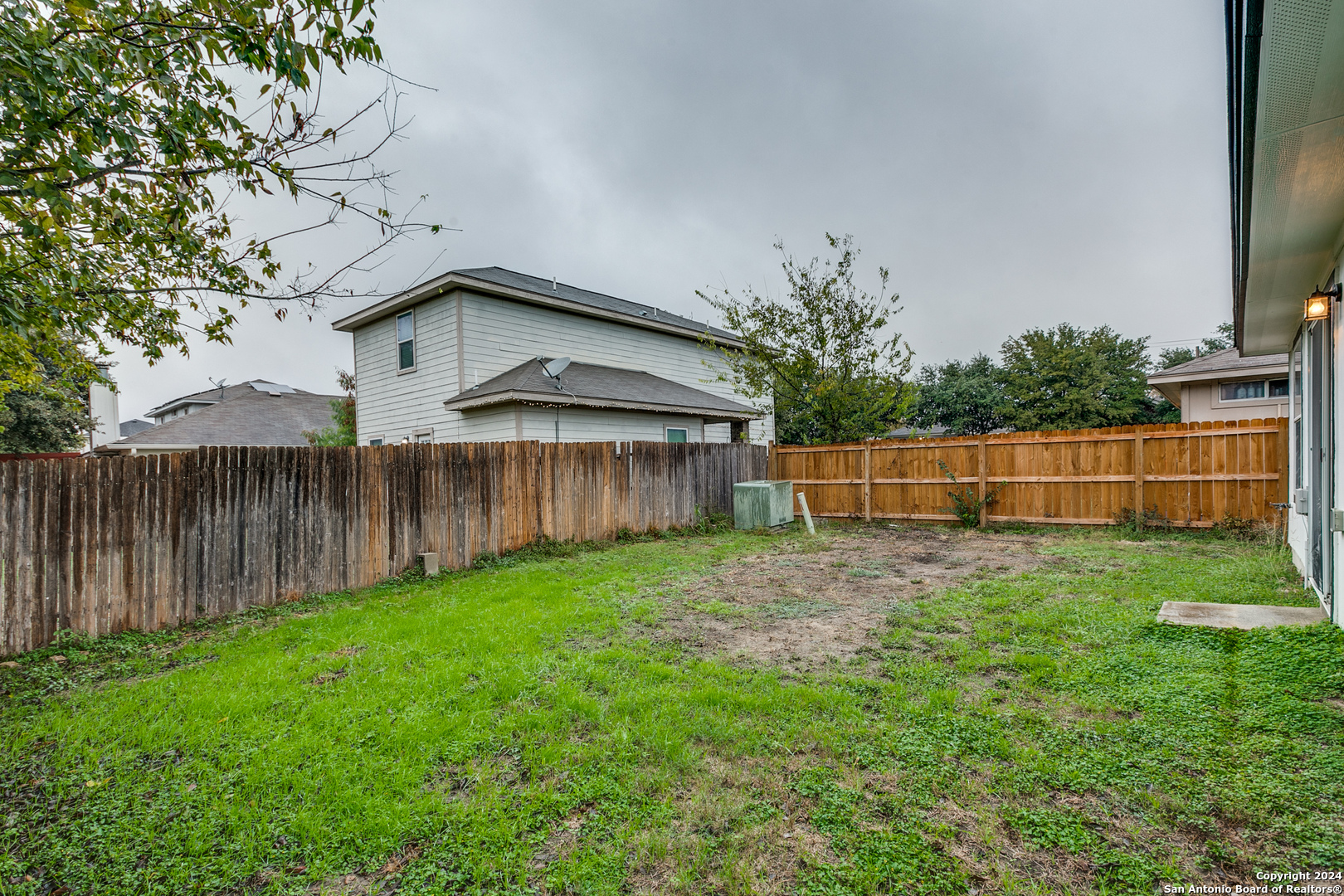 6807 Cougar Cliff San Antonio TX 78242