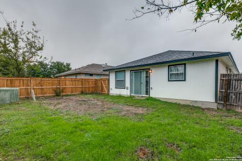 6807 Cougar Cliff San Antonio TX 78242