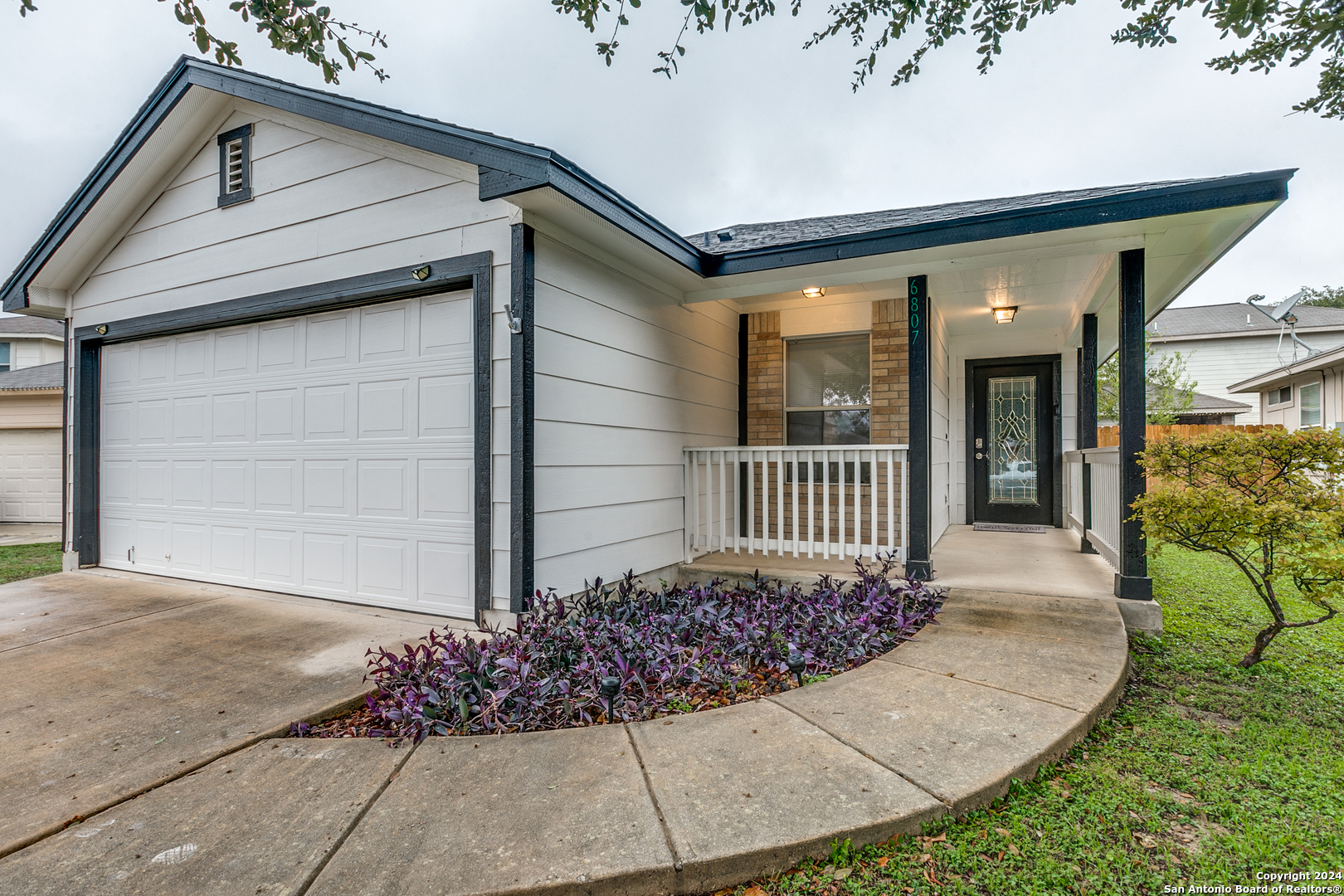 6807 Cougar Cliff San Antonio TX 78242