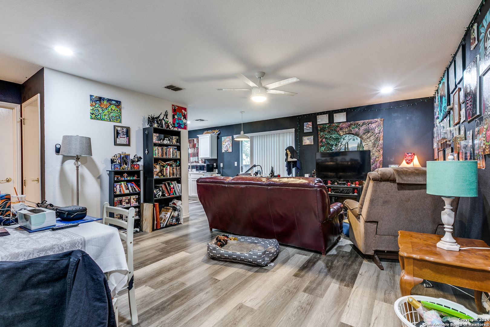 6807 Cougar Cliff San Antonio TX 78242