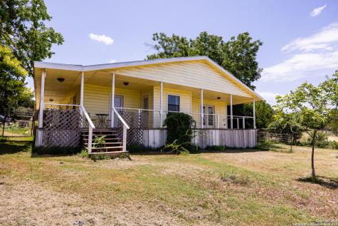 904 State Highway 173 Bandera TX 78003