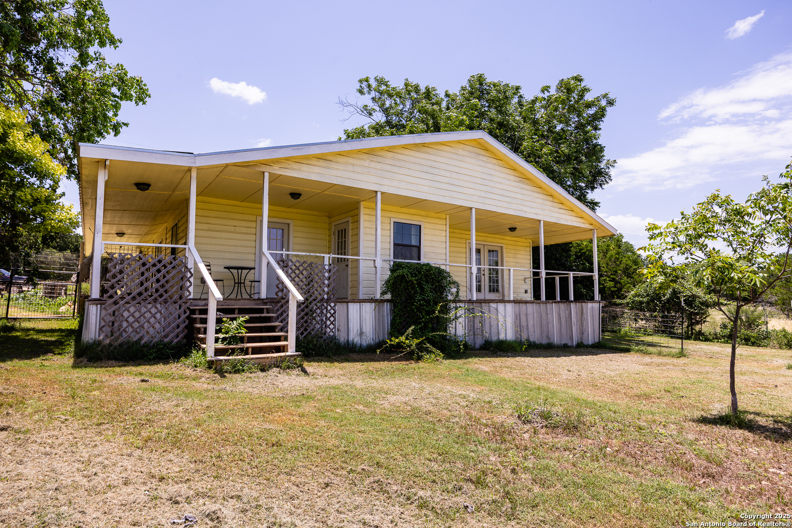 904 State Highway 173 Bandera TX 78003