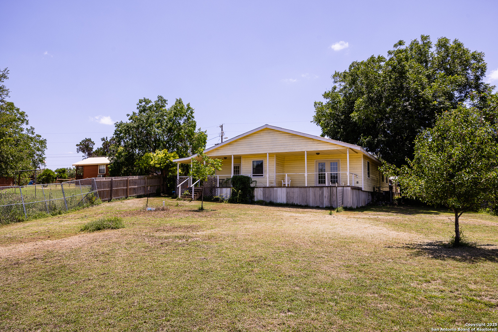 904 State Highway 173 Bandera TX 78003