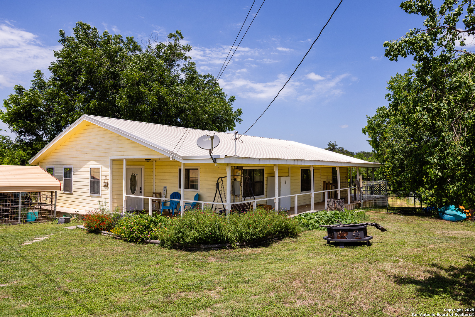904 State Highway 173 Bandera TX 78003