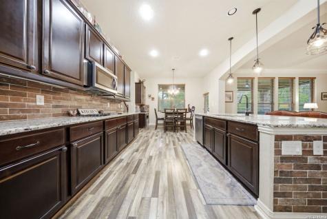 19003 Seminole Pass Garden Ridge TX 78266