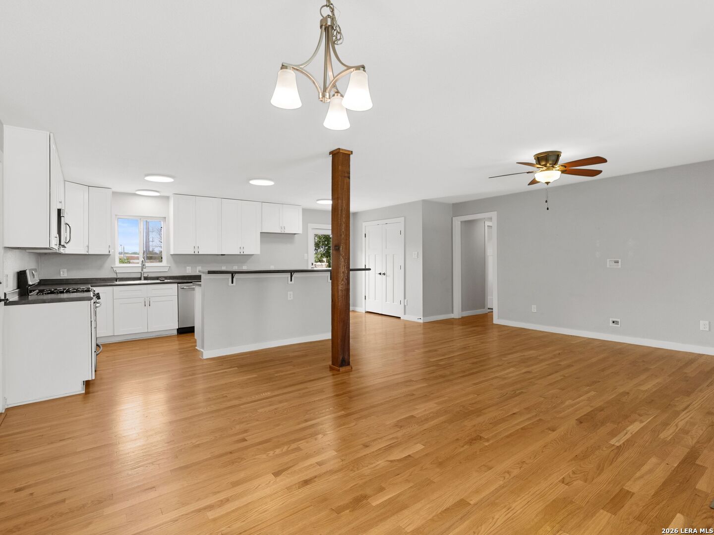 107 Blakeley Drive San Antonio TX 78209
