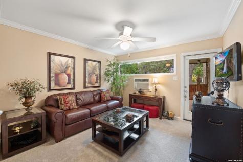 207 E Sunset Road San Antonio TX 78209