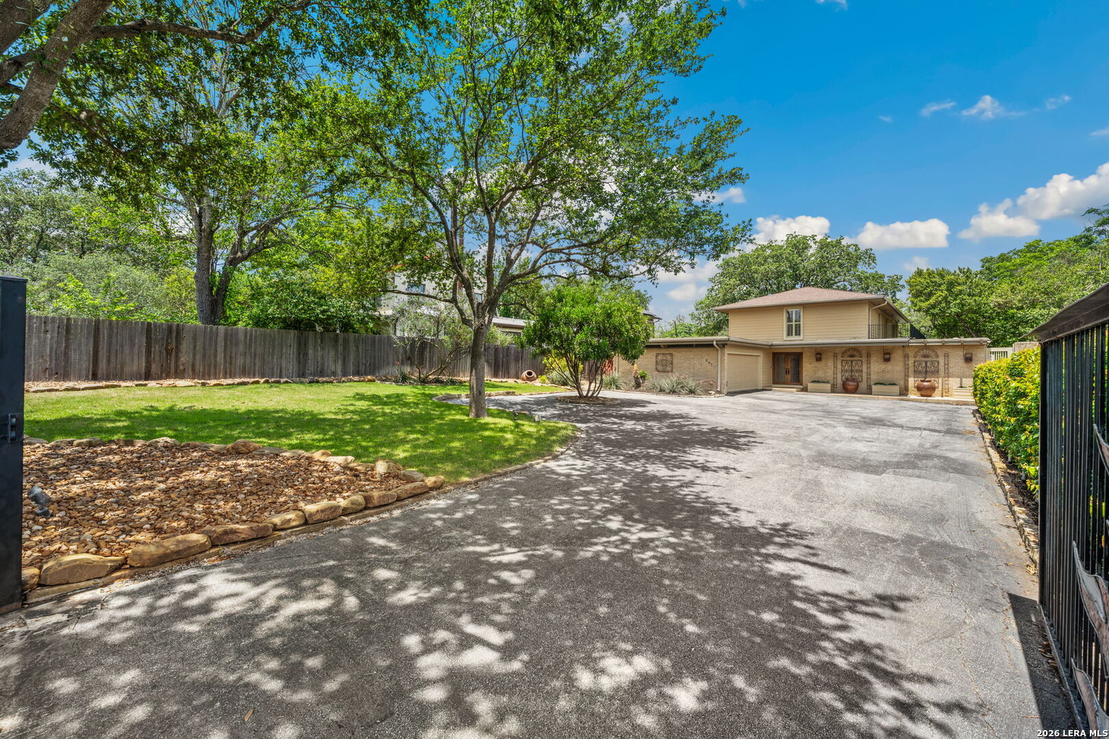 207 E Sunset Road San Antonio TX 78209