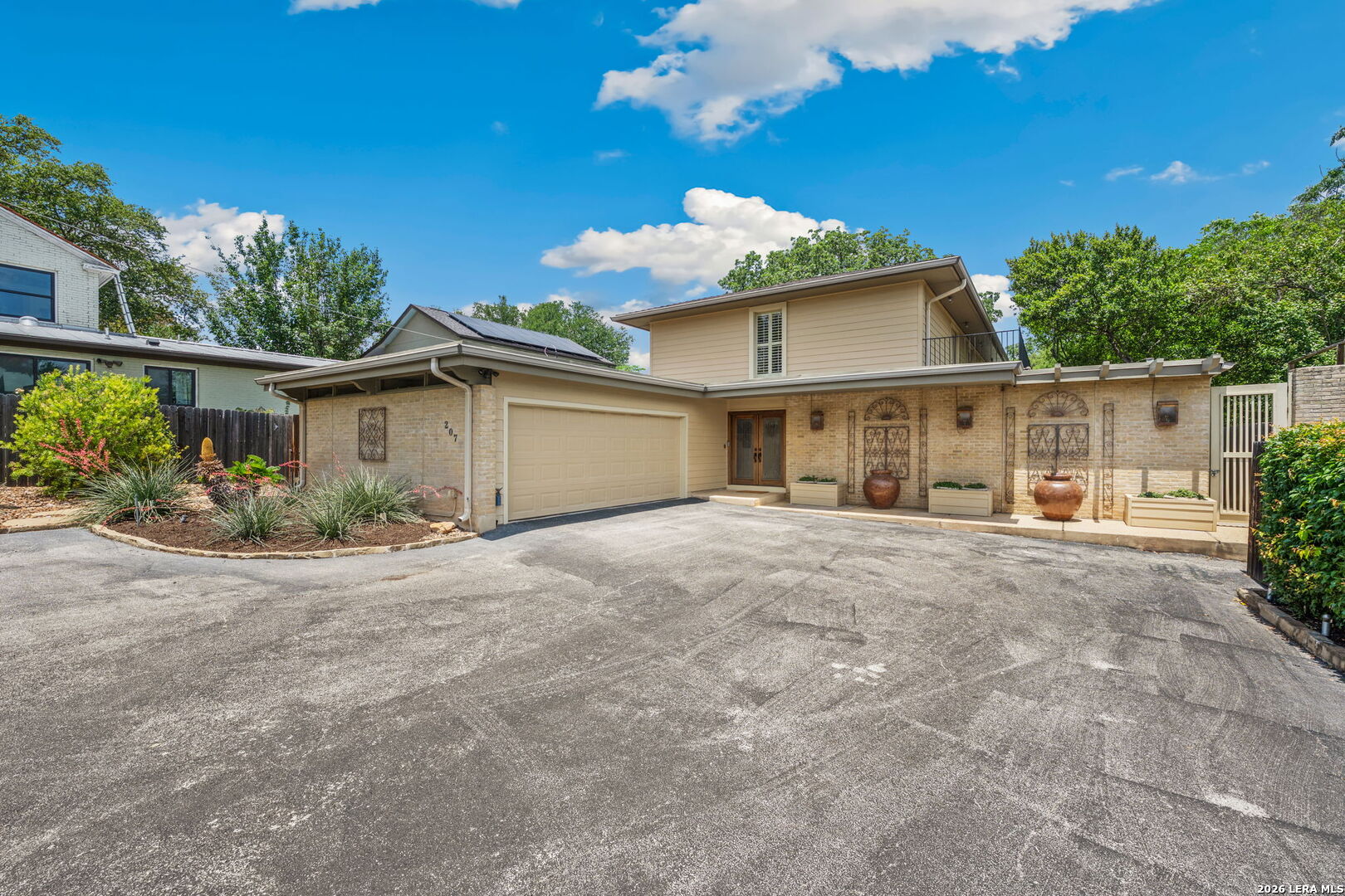 207 E Sunset Road San Antonio TX 78209