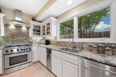 207 E Sunset Road San Antonio TX 78209