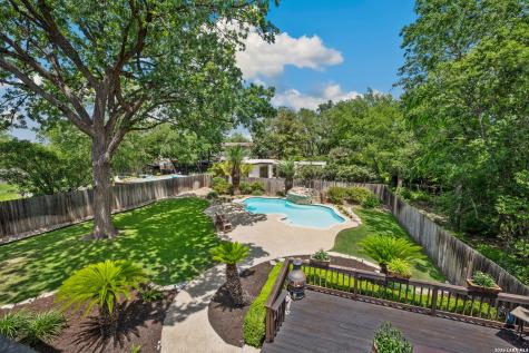 207 E Sunset Road San Antonio TX 78209