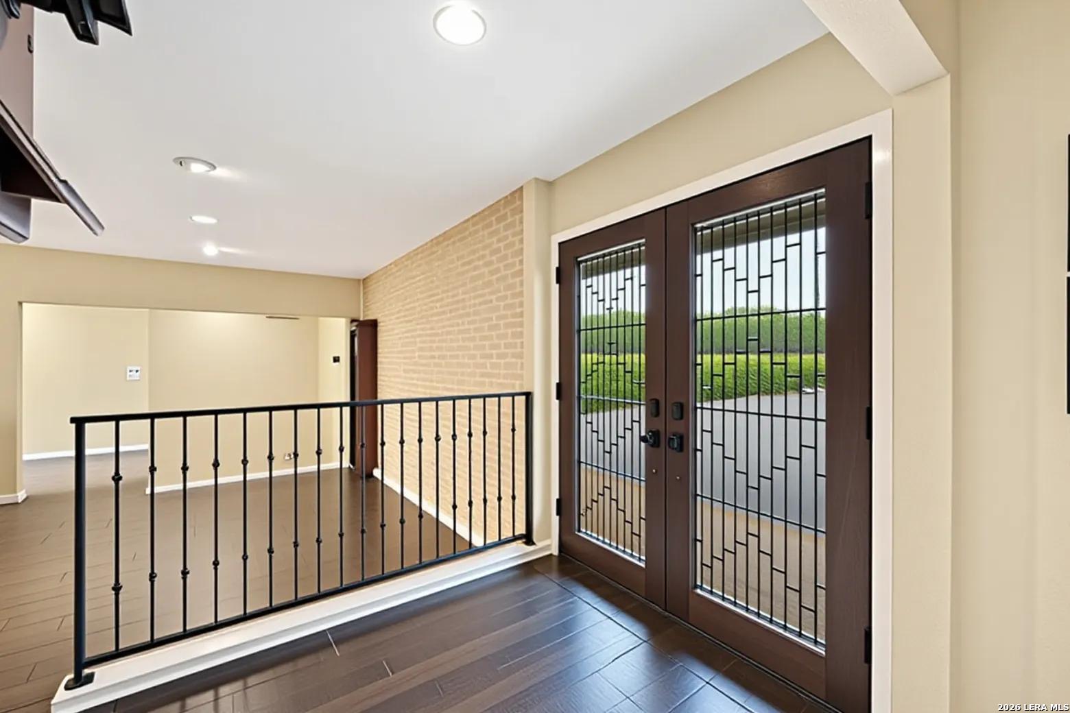 207 E Sunset Road San Antonio TX 78209