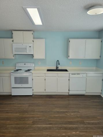 6702 Cape Meadow Drive Converse TX 78109