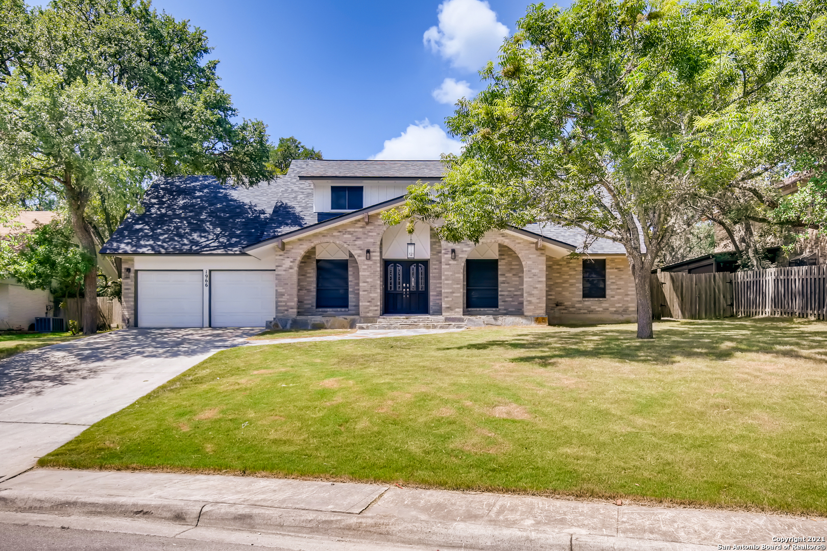 1966 Broken Oak Street San Antonio TX 78232