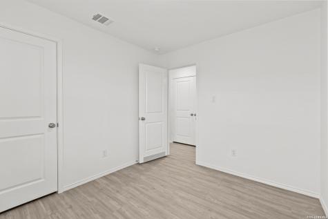 4128 Waterfall Cove San Antonio TX 78223