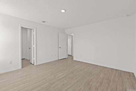 4128 Waterfall Cove San Antonio TX 78223