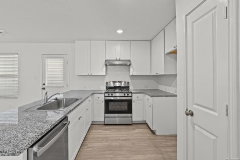 4128 Waterfall Cove San Antonio TX 78223