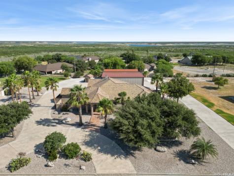 103 The Oak Del Rio TX 78840